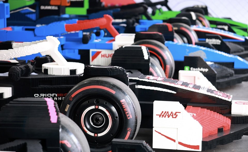 “LEGO” ทำรถแข่ง “Formula 1”