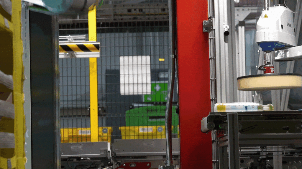 gif001 aa vulcan amazon 4 1800 loop 1800x1013 1
