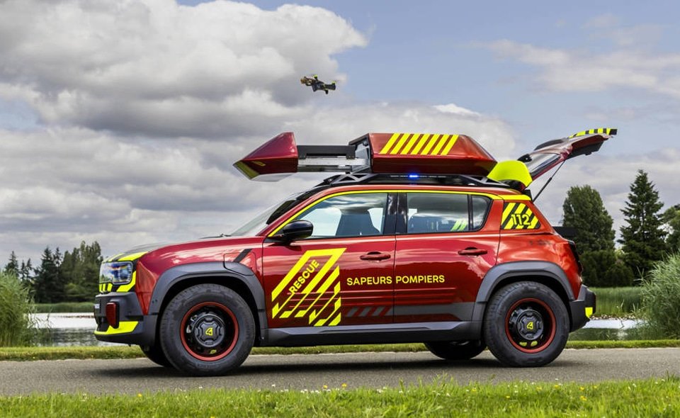 Renault Vision 4Rescue รถกู้ภัยอัจฉริยะ
