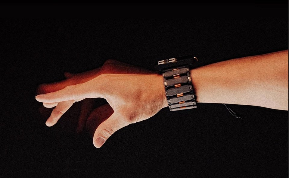 surface electromyography (sEMG)