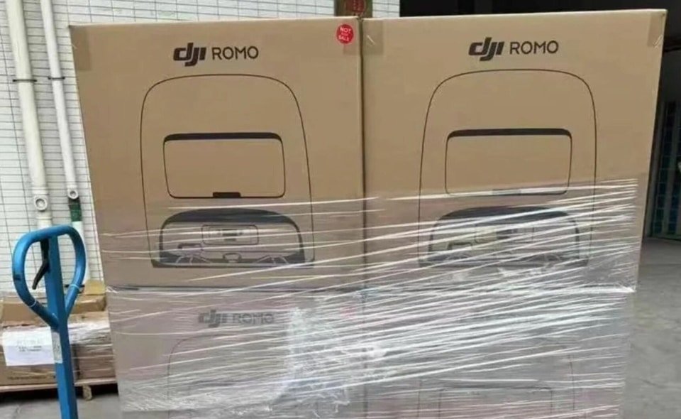 DJI Romo