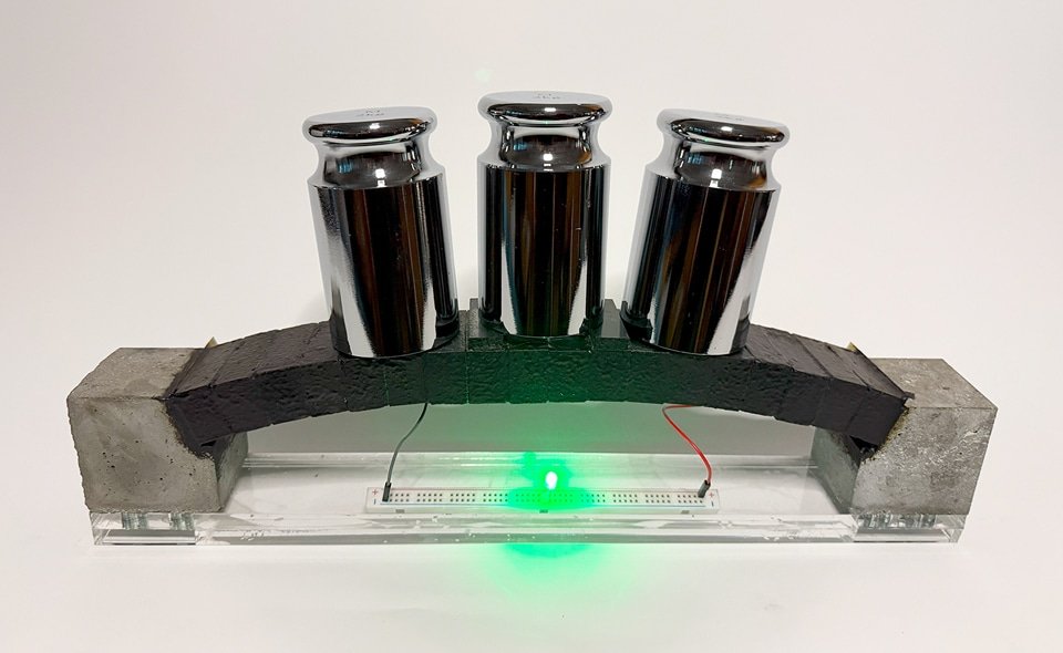 electron-conducting carbon concrete (ec3)