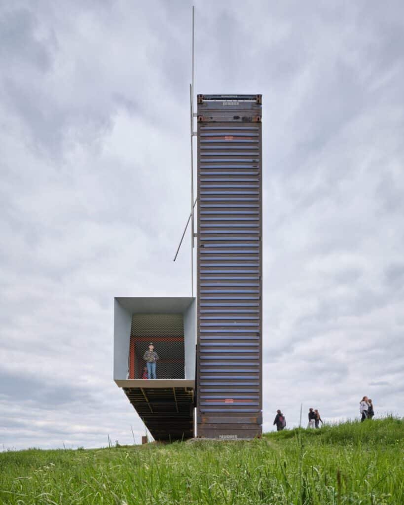 lookout 012
