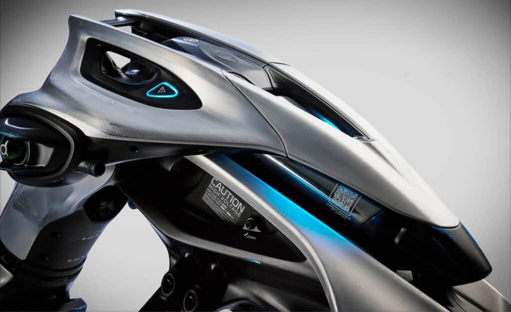 เปิดตัว MOTOROiD:Λ