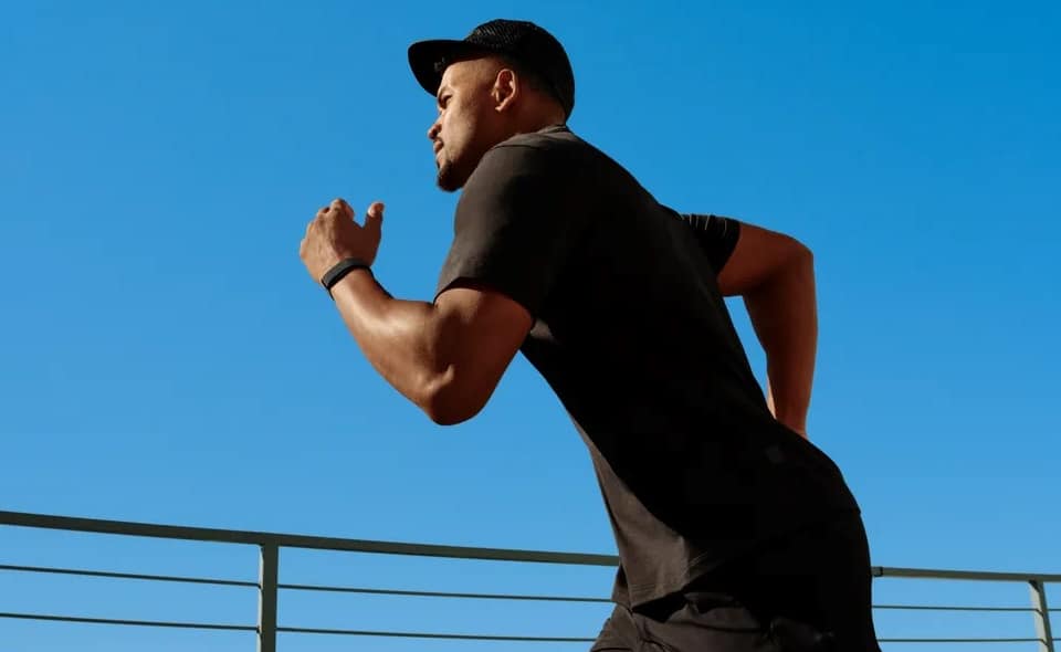 Google เปิดตัว Fitbit Air